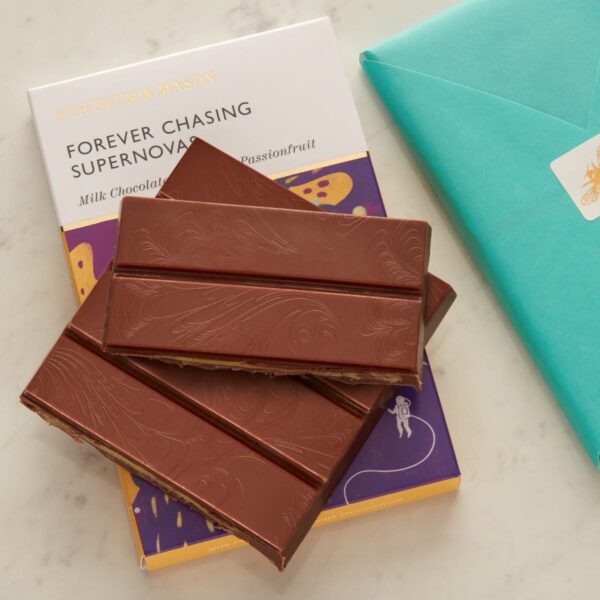 Milk Chocolate Passionfruit Filled Bar, 120g - Image 3